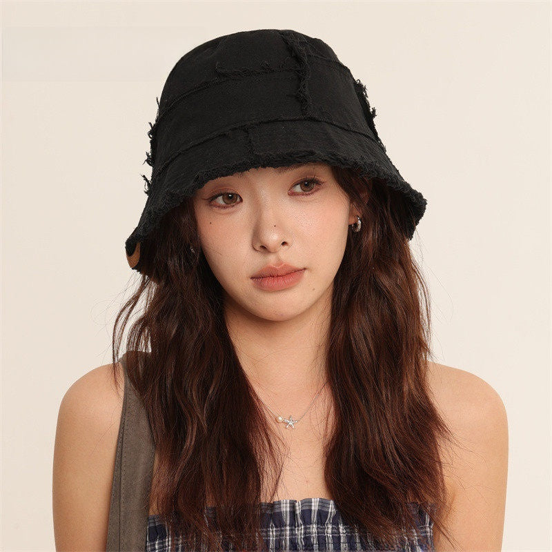 Women's Baggy Threads Bucket Hat