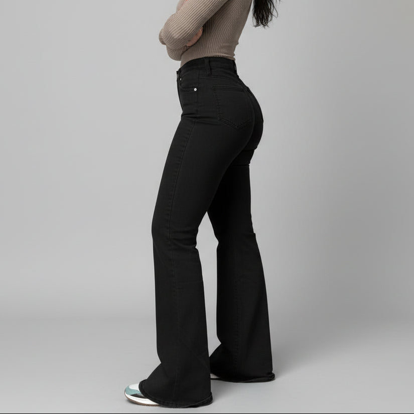 Women's Flared Jeans