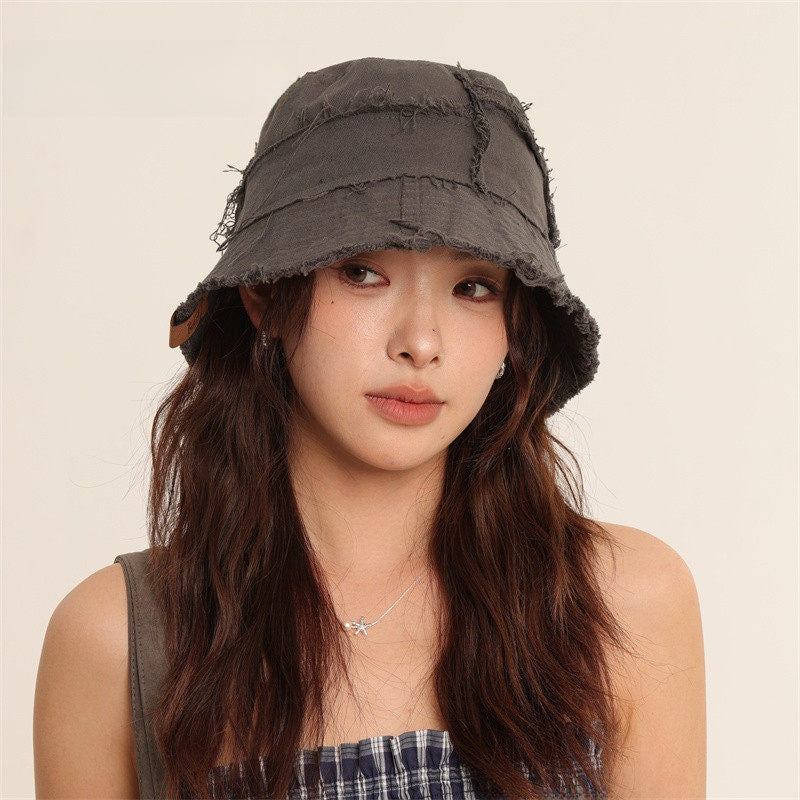 Women's Baggy Threads Bucket Hat